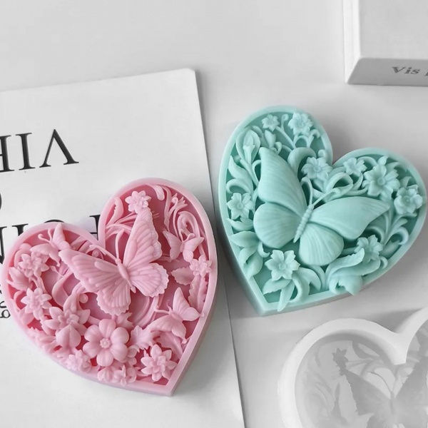 Силіконова форма для свічок та мила - серце з метеликом. Молд серце з візерунками. Саше - серце (Фото 1)