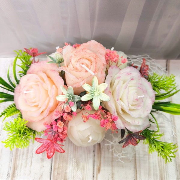 Свічка ручної роботи в гіпсовому кашпо — букет троянд і півоній, декоративна свічка, подарунок (Фото 3)